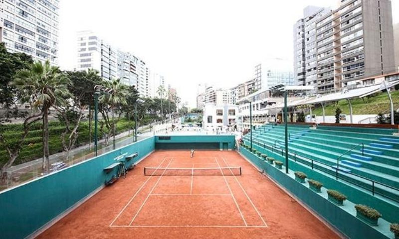 Instalaciones de Club Tennis Las Terrazas Miraflores